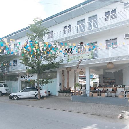 Reddoorz At Fat J Apartelle Mactan Cebu Dış mekan fotoğraf