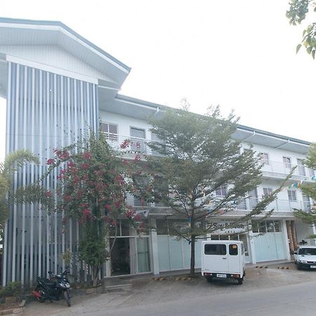 Reddoorz At Fat J Apartelle Mactan Cebu Dış mekan fotoğraf