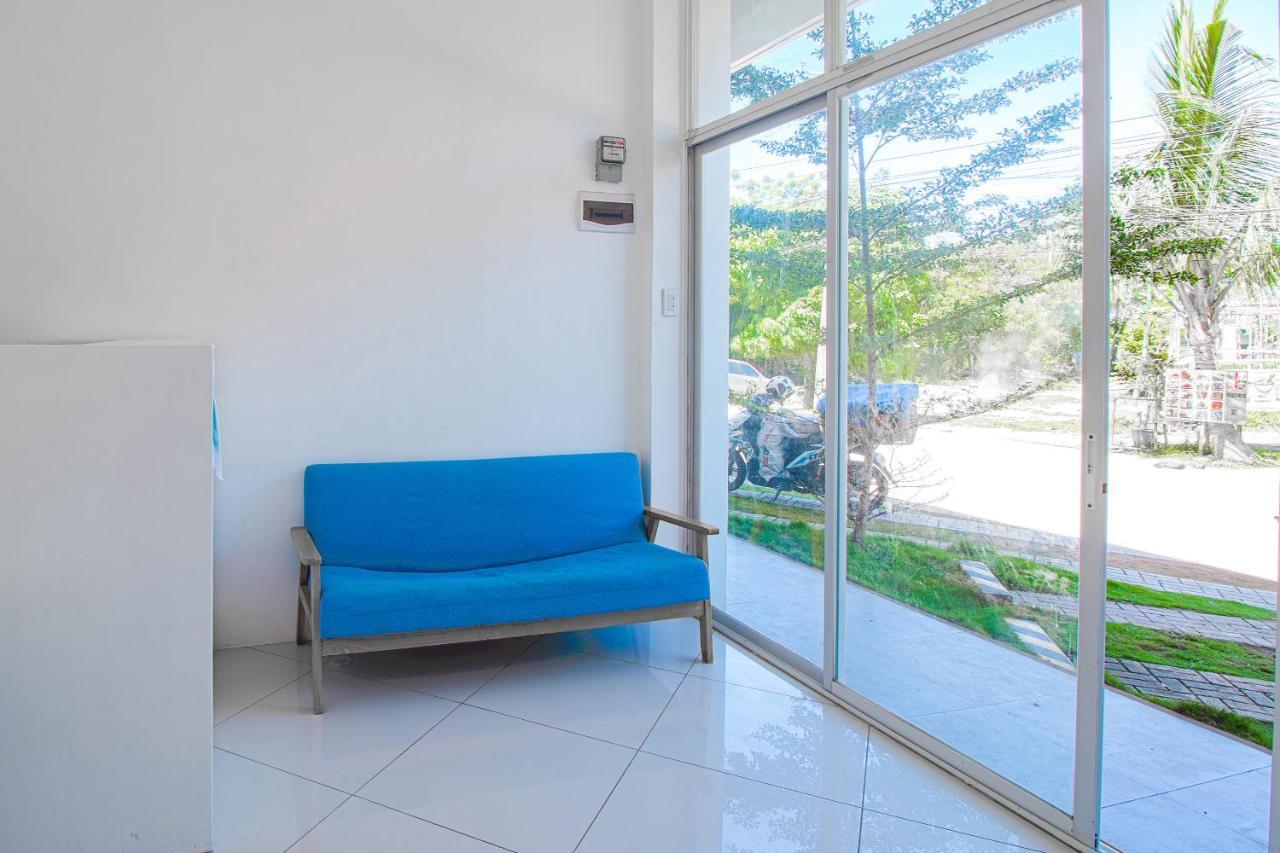 Oyo 778 Fat J Apartelle Otel Cebu Dış mekan fotoğraf