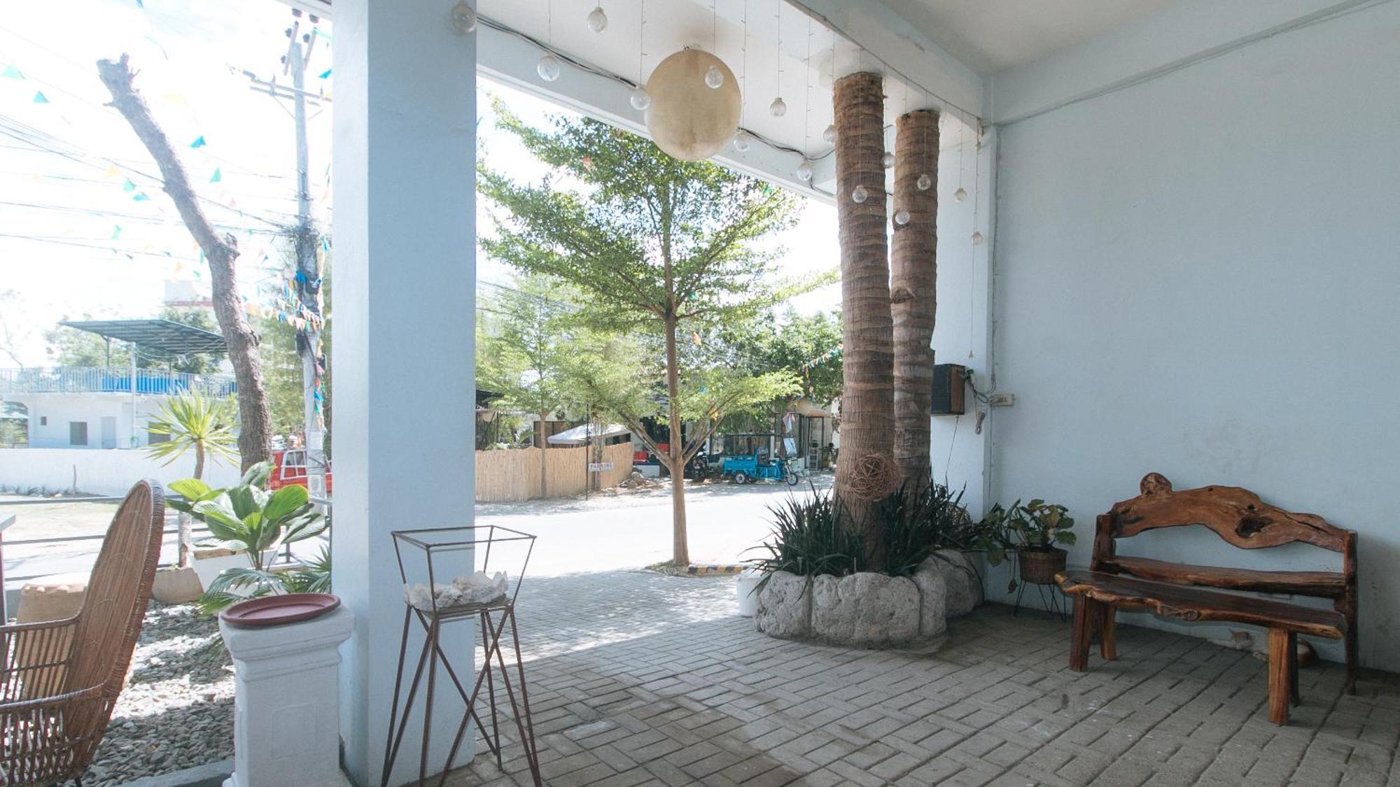 Reddoorz At Fat J Apartelle Mactan Cebu Dış mekan fotoğraf